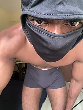 MuscleMystic05 online show from 07-25-26, 09:39