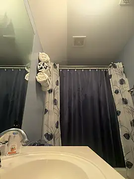 Snapshot of comewatchme1 chatting on 07-23-26, 12:46 comewatchme1 online show from 07-23-26, 12:46