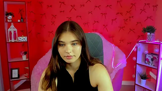 KristinaFairfax online show from 07-24-26, 10:22