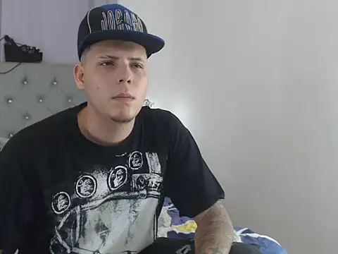 AnthoonyReyes online show from 07-24-26, 03:30