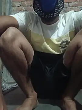 Snapshot of DesiBoy_Live chatting on 08-05-26, 11:26 DesiBoy Live online show from 08-05-26, 11:26