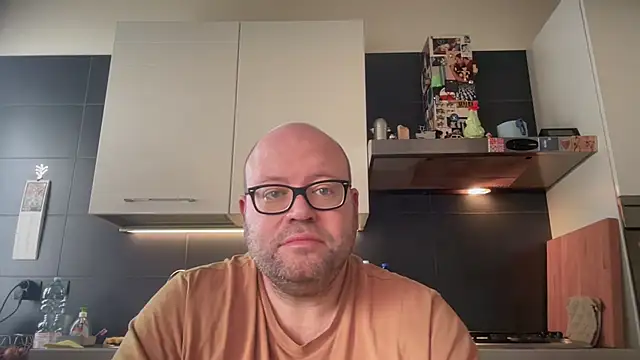 theitalianbear online show from 03-23-25, 06:37