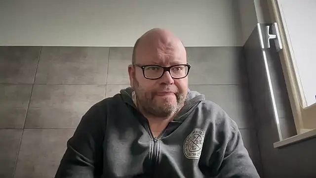 theitalianbear online show from 10-03-25, 06:59