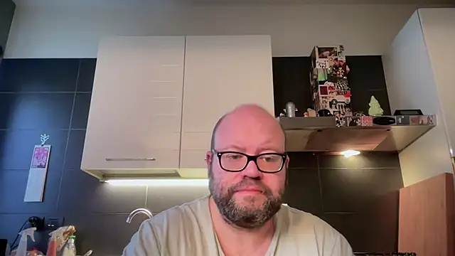 theitalianbear online show from 04-21-26, 05:03
