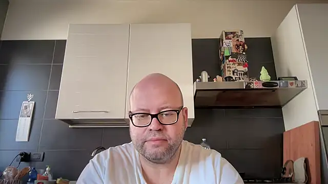 theitalianbear online show from 09-28-25, 10:44