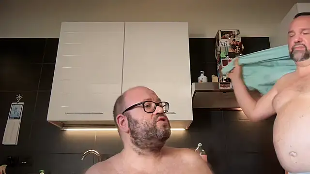 theitalianbear online show from 07-19-26, 09:17