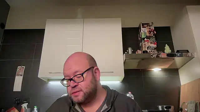 theitalianbear online show from 11-28-25, 05:18