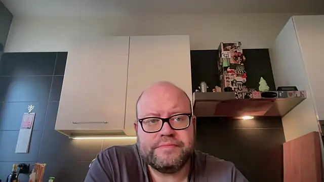 theitalianbear online show from 02-10-26, 07:18