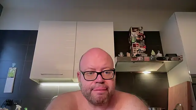theitalianbear online show from 05-29-26, 03:34