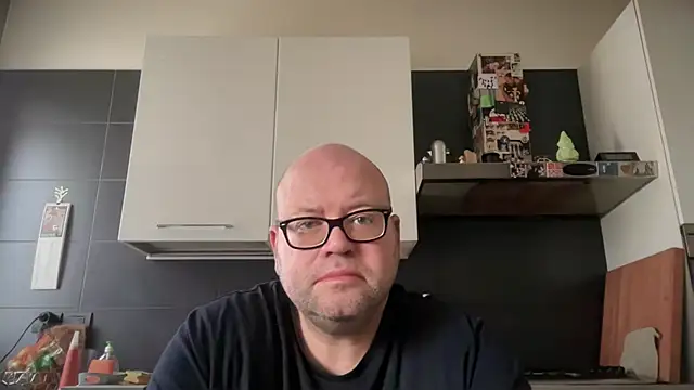 theitalianbear online show from 11-16-25, 10:42