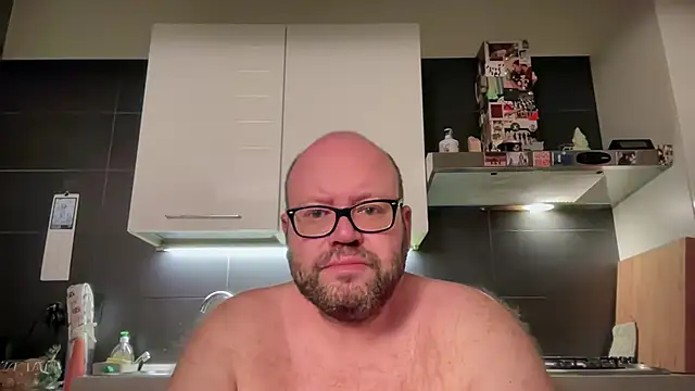theitalianbear online show from 07-12-26, 02:34