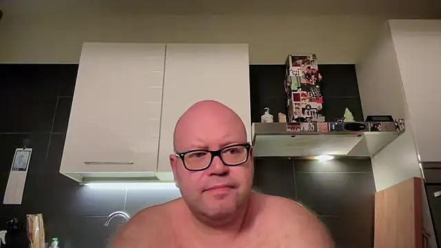 theitalianbear online show from 07-22-26, 12:23