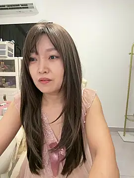 LingYuexi online show from 07-27-26, 05:20