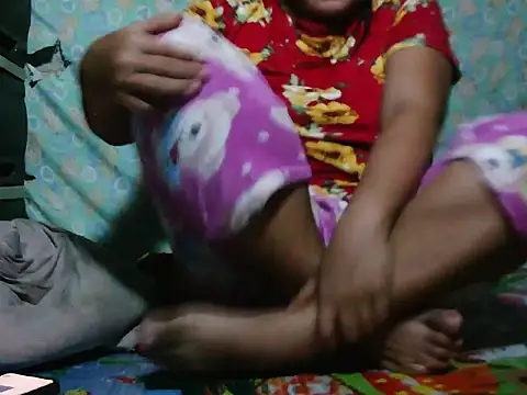 Snapshot of bubblebutpinay chatting on 07-26-26, 12:01 bubblebutpinay online show from 07-26-26, 12:01