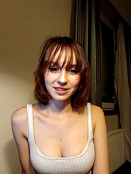 Snapshot of BambiiNoelle chatting on 07-26-26, 08:49 BambiiNoelle online show from 07-26-26, 08:49