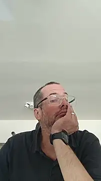 Snapshot of Sadonaut chatting on 07-27-26, 09:16 Sadonaut online show from 07-27-26, 09:16