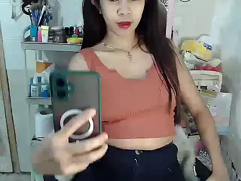 Snapshot of baby_ching chatting on 08-08-26, 02:46 baby ching online show from 08-08-26, 02:46