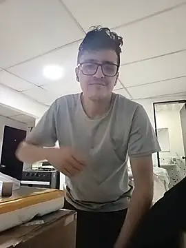 WildMatthew online show from 07-28-26, 11:37