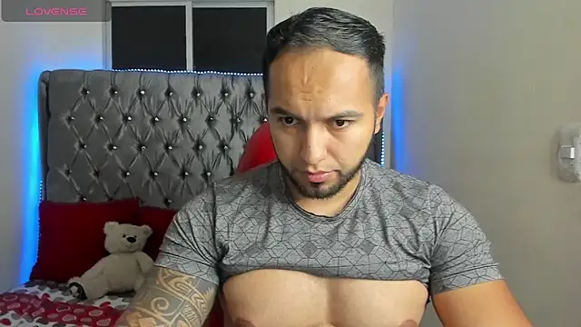mrloganfuck1 online show from 04-08-26, 06:15