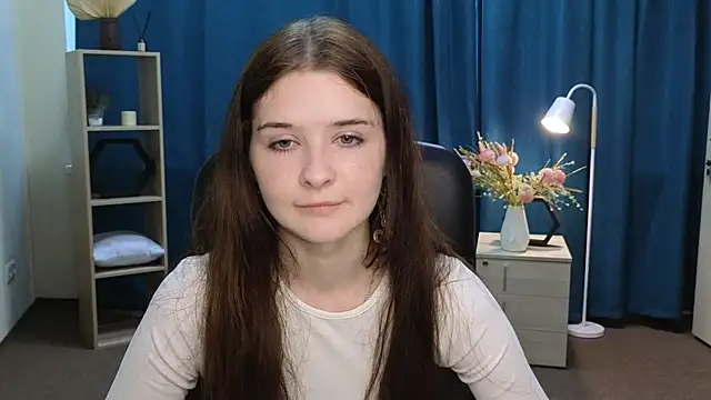 Snapshot of KatelynnGilson chatting on 08-01-26, 03:59 KatelynnGilson online show from 08-01-26, 03:59