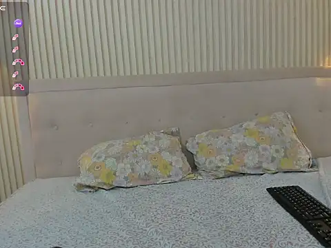 Diliaaa1 online show from 07-29-26, 04:17
