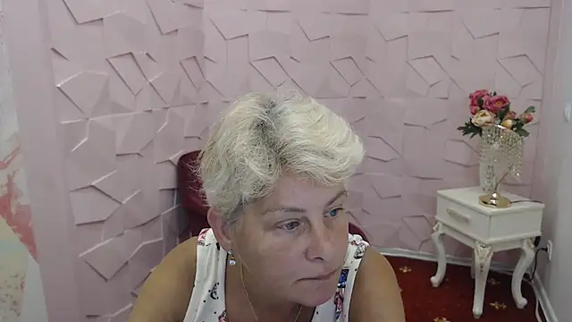 Snapshot of July_passion2 chatting on 07-29-26, 09:19 July passion2 online show from 07-29-26, 09:19