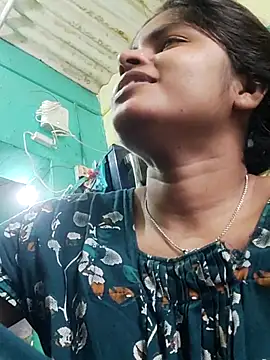 Snapshot of Cuple_masti74 chatting on 08-01-26, 05:05 Cuple masti74 online show from 08-01-26, 05:05