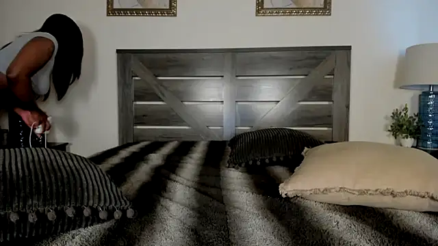 nicolesolace online show from 06-13-26, 09:13