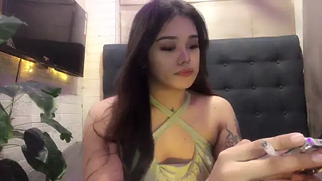 FoxxyJesa online show from 05-17-26, 03:12