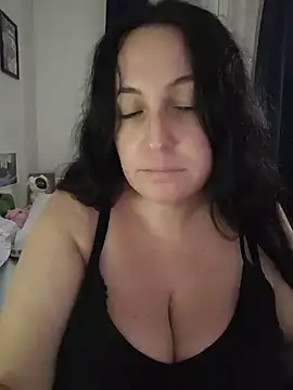 Snapshot of Wini_87 chatting on 07-29-26, 09:36 Wini 87 online show from 07-29-26, 09:36