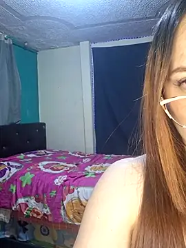 Snapshot of Maily_03 chatting on 07-30-26, 05:17 Maily 03 online show from 07-30-26, 05:17