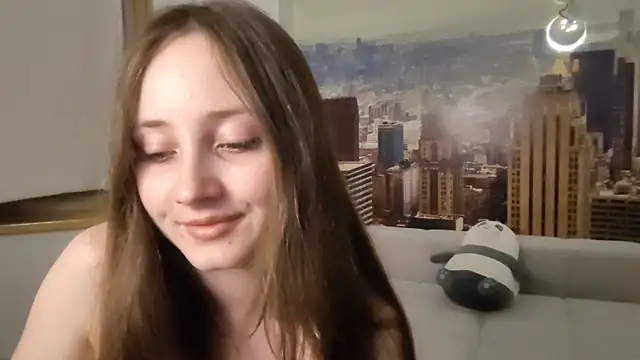 Snapshot of EvaSoShy chatting on 08-07-26, 01:06 EvaSoShy online show from 08-07-26, 01:06