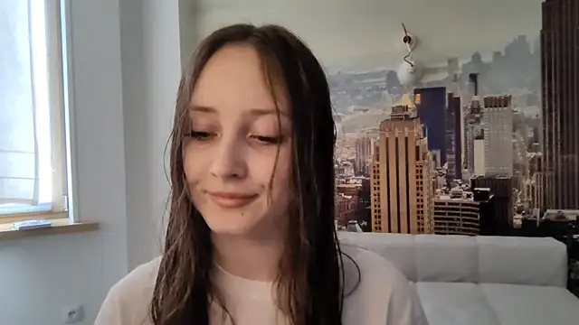Snapshot of EvaSoShy chatting on 08-06-26, 08:53 EvaSoShy online show from 08-06-26, 08:53