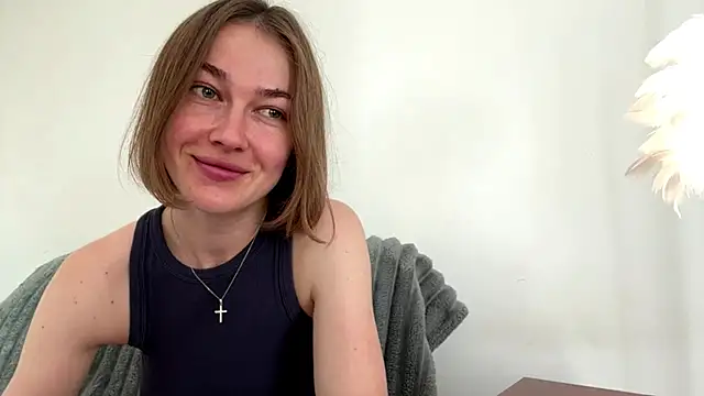 Snapshot of FlirtyDolly chatting on 08-04-26, 08:19 FlirtyDolly online show from 08-04-26, 08:19