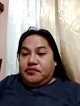 Snapshot of Andrea0414 chatting on 10-31-25, 10:05 Andrea0414 online show from 10-31-25, 10:05