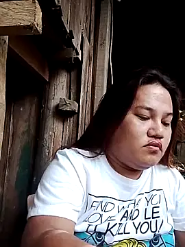 Snapshot of Andrea0414 chatting on 03-18-25, 10:48 Andrea0414 online show from 03-18-25, 10:48