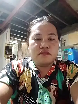 Snapshot of Andrea0414 chatting on 02-07-25, 05:52 Andrea0414 online show from 02-07-25, 05:52