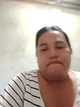 Snapshot of Andrea0414 chatting on 04-02-26, 11:22 Andrea0414 online show from 04-02-26, 11:22