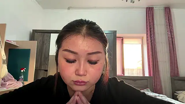 Milkyhope online show from 08-08-26, 02:02