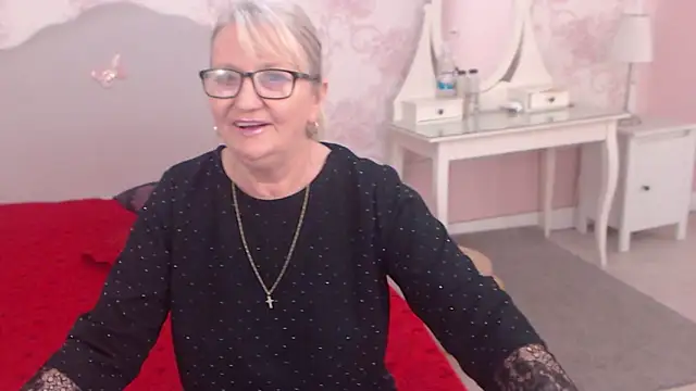 LadyAlana online show from 06-19-26, 10:04