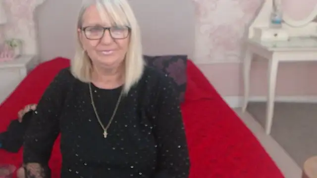 LadyAlana online show from 06-11-26, 09:56
