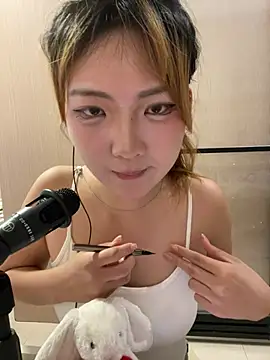 Snapshot of tingting89 chatting on 08-02-26, 05:28 tingting89 online show from 08-02-26, 05:28
