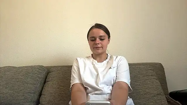 LorileeKaliszewski online show from 08-03-26, 07:49
