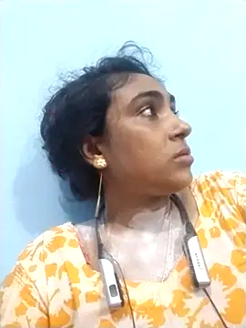 Snapshot of nila-23 chatting on 08-03-26, 03:40 nila-23 online show from 08-03-26, 03:40