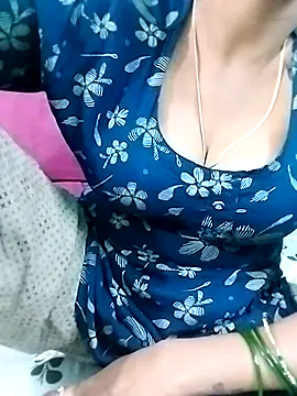 Snapshot of Lovely-Deepa chatting on 08-05-26, 04:56 Lovely-Deepa online show from 08-05-26, 04:56