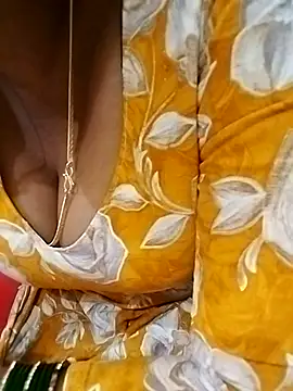 Snapshot of Lovely-Deepa chatting on 08-03-26, 03:51 Lovely-Deepa online show from 08-03-26, 03:51