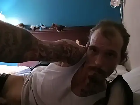 Snapshot of Wildfreakxxwolf chatting on 08-03-26, 12:19 Wildfreakxxwolf online show from 08-03-26, 12:19