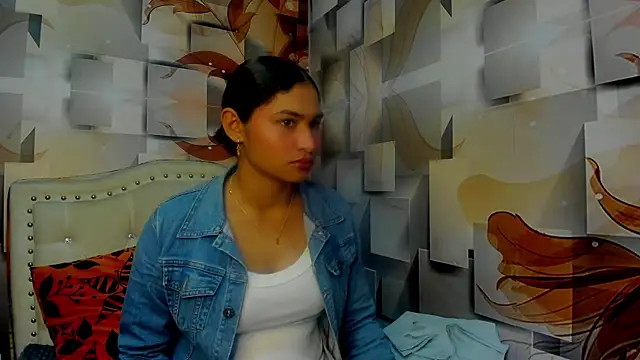 Snapshot of malaika_chalo chatting on 08-03-26, 02:12 malaika chalo online show from 08-03-26, 02:12