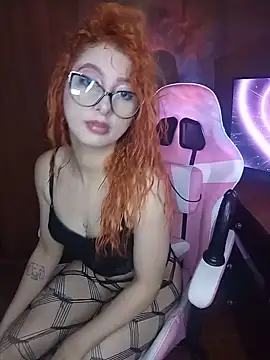 Snapshot of Ambar_Rous77 chatting on 08-05-26, 11:43 Ambar Rous77 online show from 08-05-26, 11:43