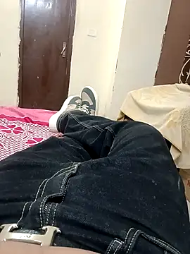 Snapshot of Manish48609 chatting on 04-09-26, 02:23 Manish48609 online show from 04-09-26, 02:23